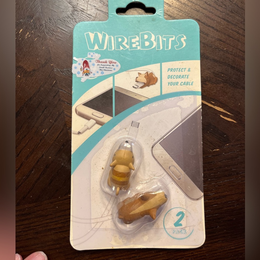 Vivitar Wire Bites Assorted Charger Tip Protectors NWT
